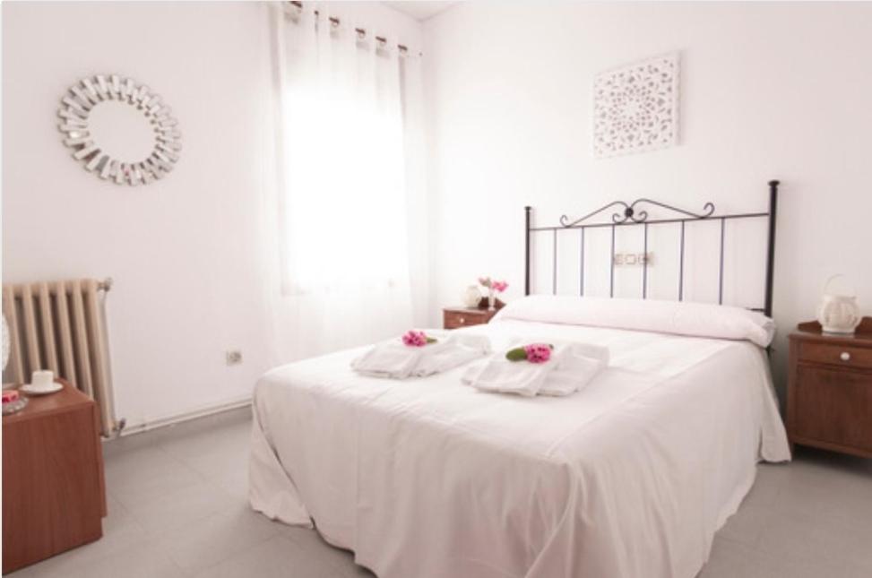 Hostal San Cristobal - Pontedeume Bagian luar foto