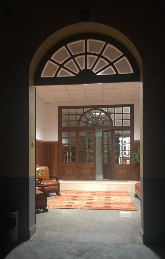 Hostal San Cristobal - Pontedeume Bagian luar foto