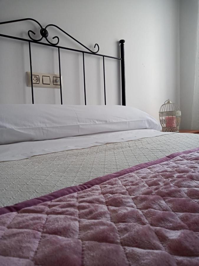 Hostal San Cristobal - Pontedeume Bagian luar foto