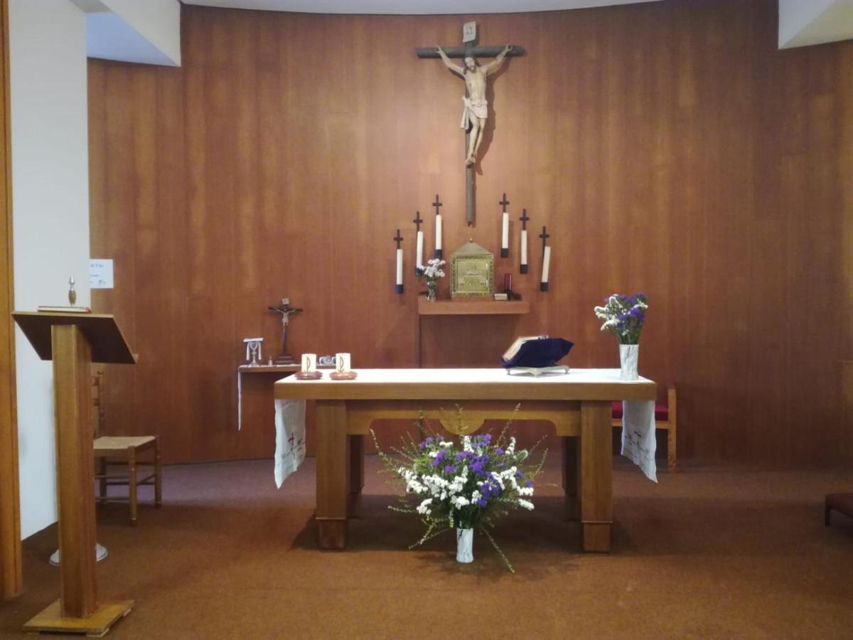 Hostal San Cristobal - Pontedeume Bagian luar foto