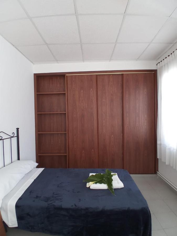 Hostal San Cristobal - Pontedeume Bagian luar foto